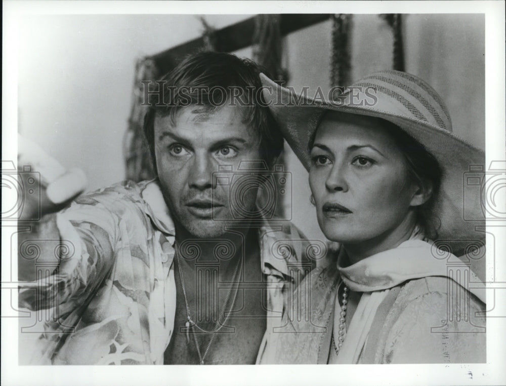 1985 Press Photo Jon Voight and Faye Dunaway star in The Champ - cvp36308- Historic Images