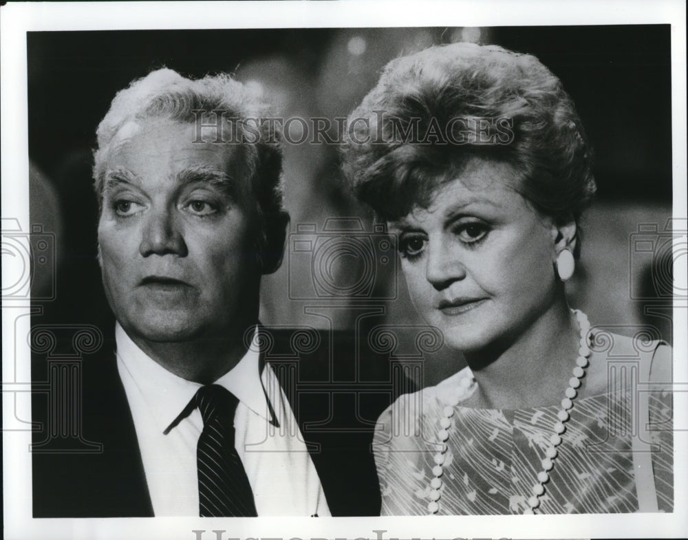 1988 Press Photo Kenneth McMillan and Angela Lansbury star on Murder She Wrote- Historic Images