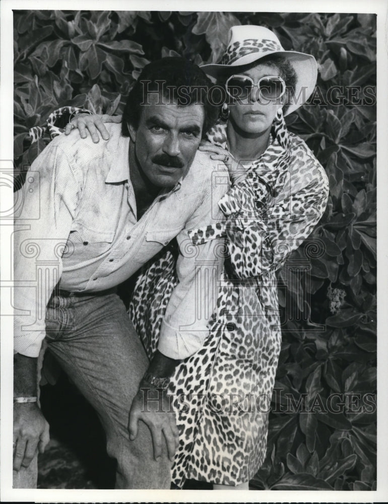 1987 Press Photo Tom Selleck Carol Burnett on Magnum P.I. - cvp36510- Historic Images