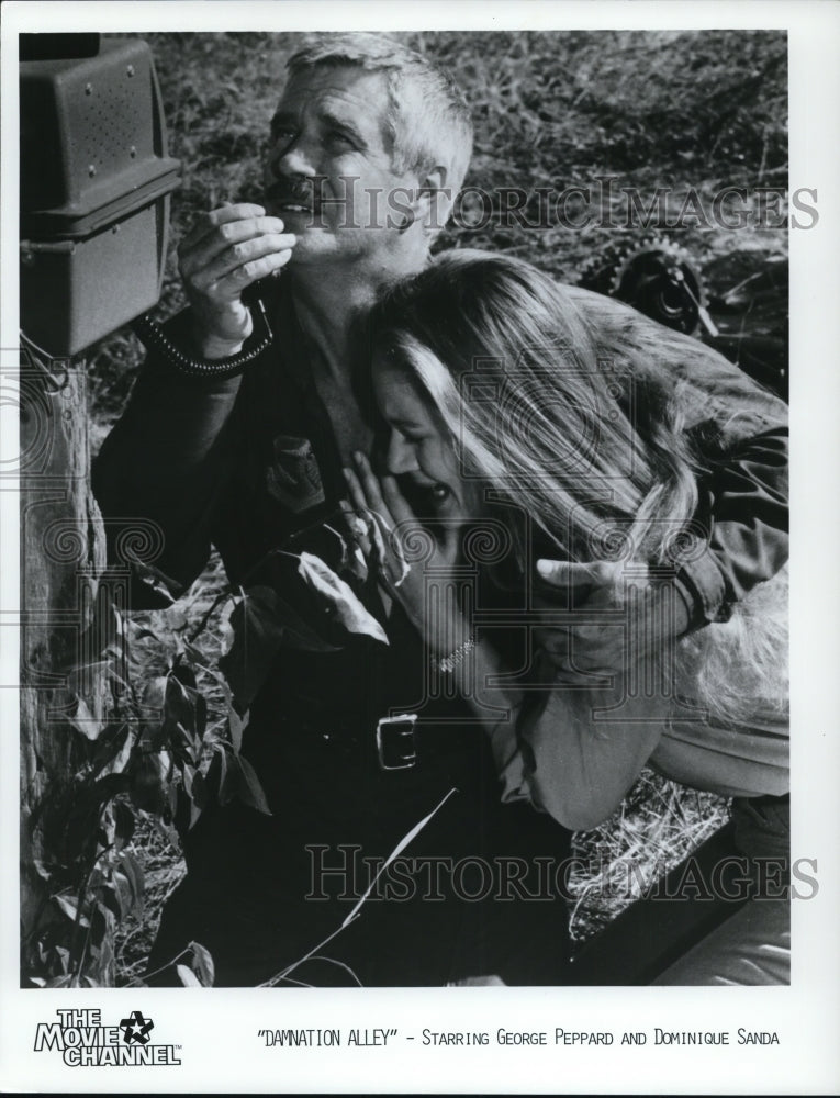 1985 Press Photo George Peppard and Dominique Sanda star in Damnation Alley- Historic Images