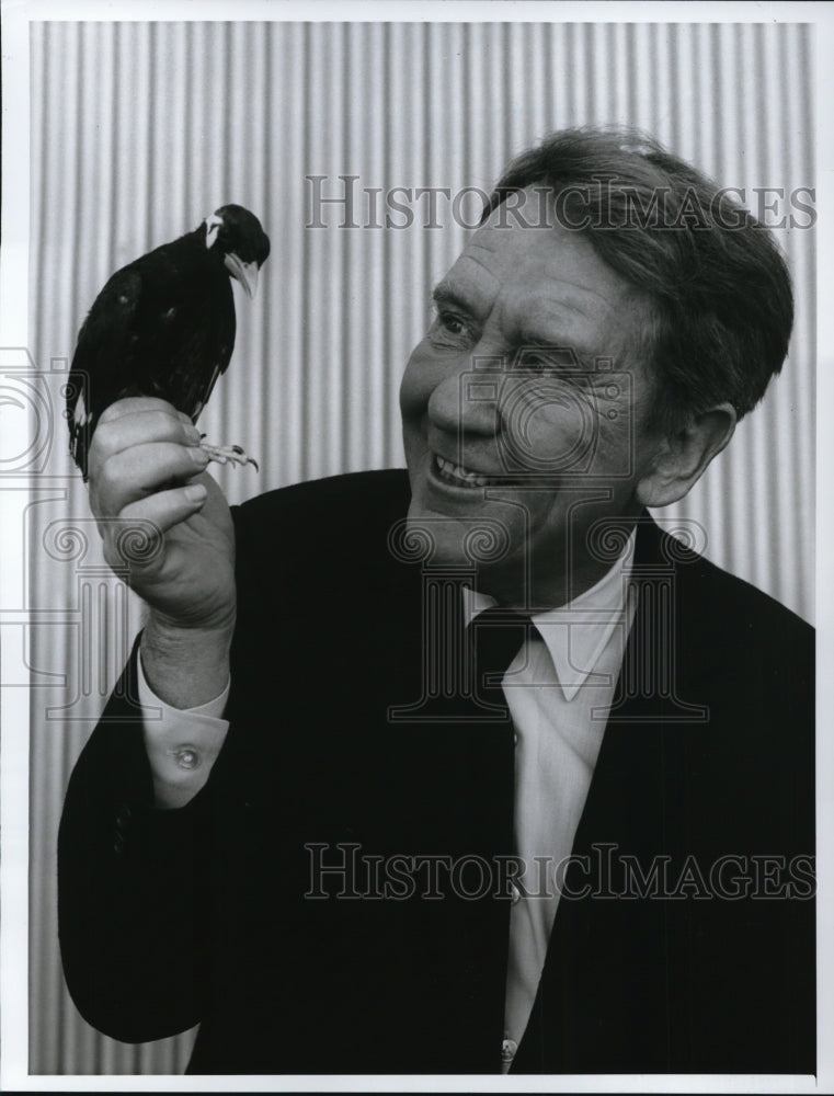 Undated Press Photo Burgess Meredith stars in Macabre Mr. Micawber on Ironside- Historic Images
