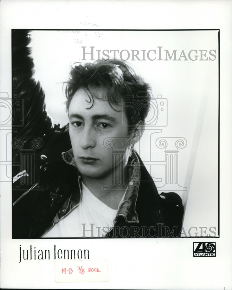 1989 Press Photo Julian Lennon British Singer Musician Artist and Photographer- Historic Images