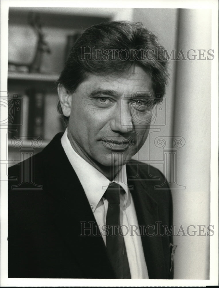 1988 Press Photo Joe Namath in Kate &amp; Allie - cvp38512- Historic Images