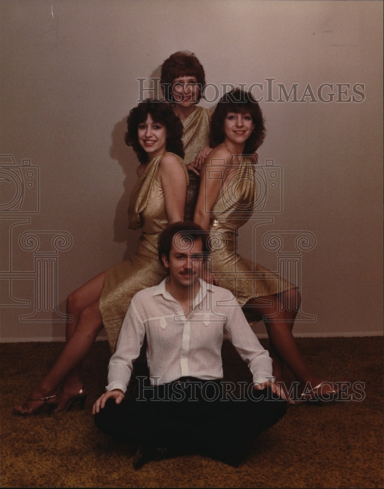 1983 Press Photo Judy Parrino, Jodie, Robin Parrino, Donald Loe of Touch- Historic Images