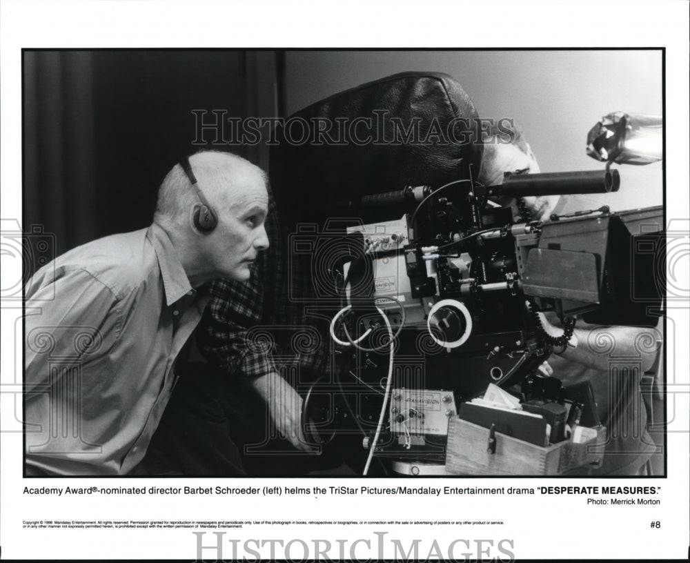 Press Photo Barbet Schroeder directs TriStar&#39;s Desperate Measures - cvp39860- Historic Images