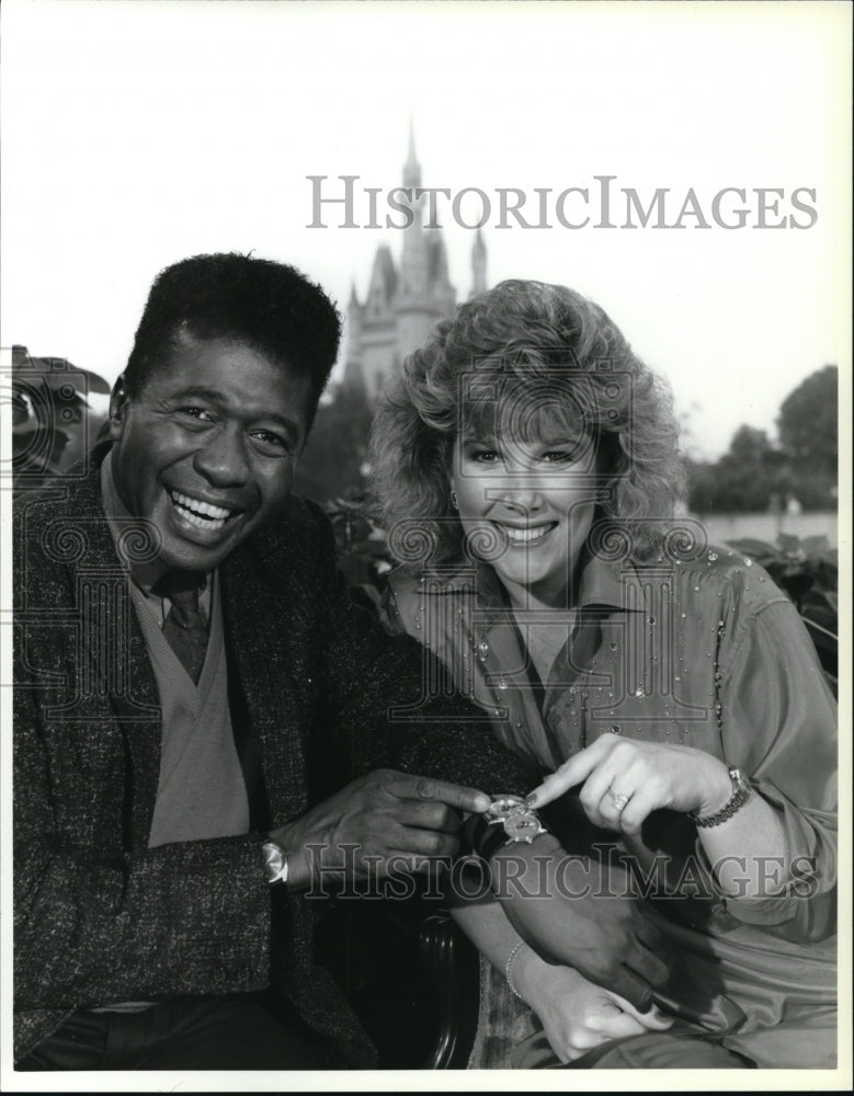 1987 Press Photo Joan Lunden &amp; Ben Vereen on Disney World Happy Easter Parade- Historic Images
