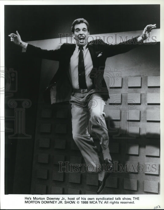1988 Press Photo Morton Downey Jr. on The Morton Downey Jr. Show - cvp40679- Historic Images