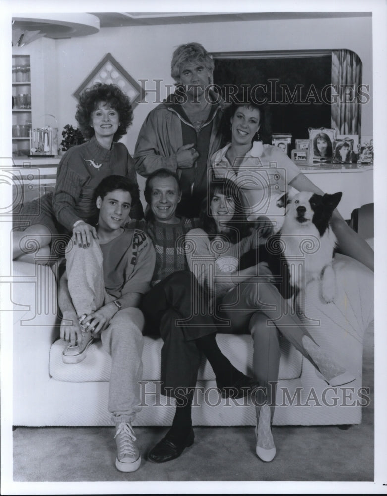 1987 Press Photo Evan Richards Anita Morris Tim Thomerson and April Ortiz- Historic Images