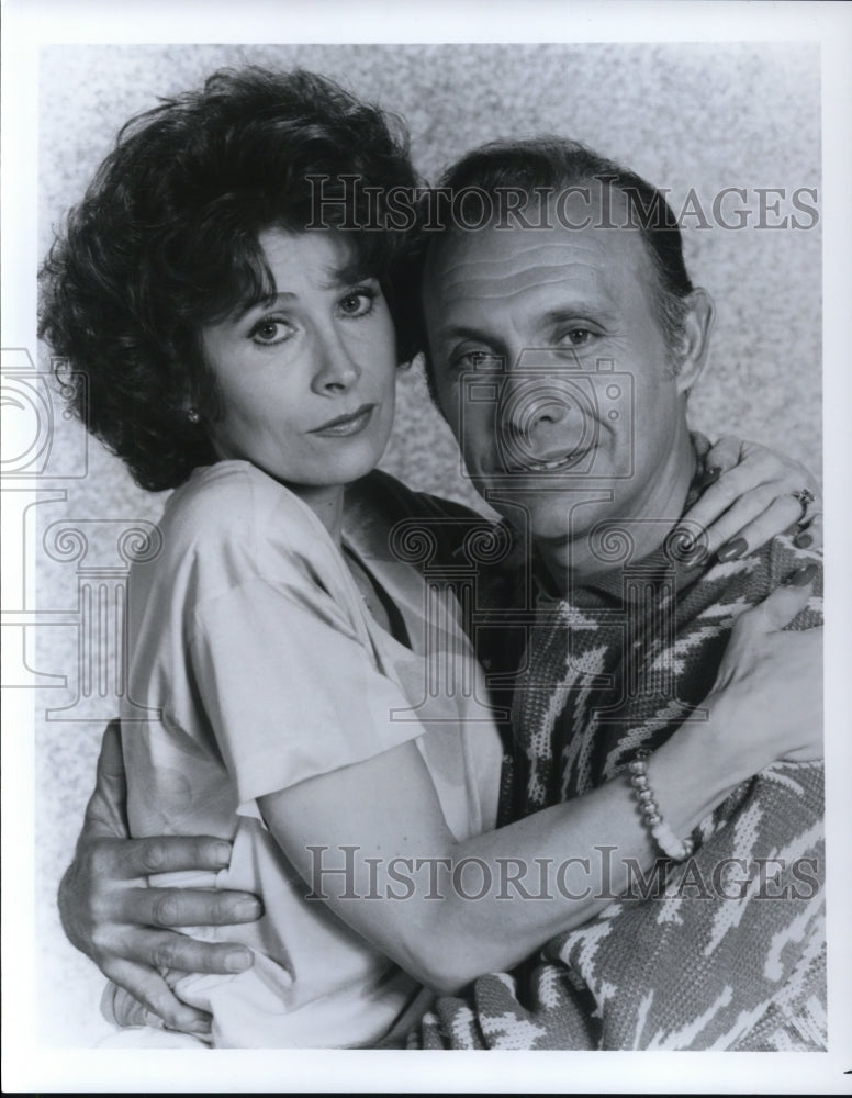 1987 Press Photo Anita Morris and Hector Elizondo Down and Out in Beverly Hills- Historic Images