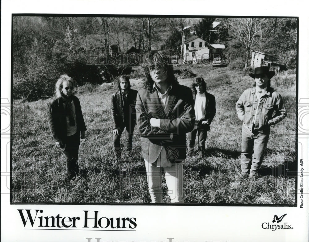 1989 Press Photo Winter Hours - cvp41586- Historic Images