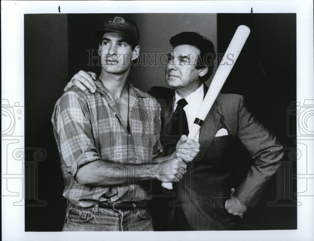 1989 Press Photo Joseph Mascolo and Jim Abele star in Stem of a Briar play- Historic Images