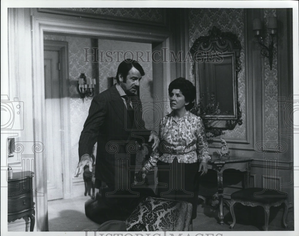 1971 Press Photo Walter Matthau on Plaza Suit - cvp41822