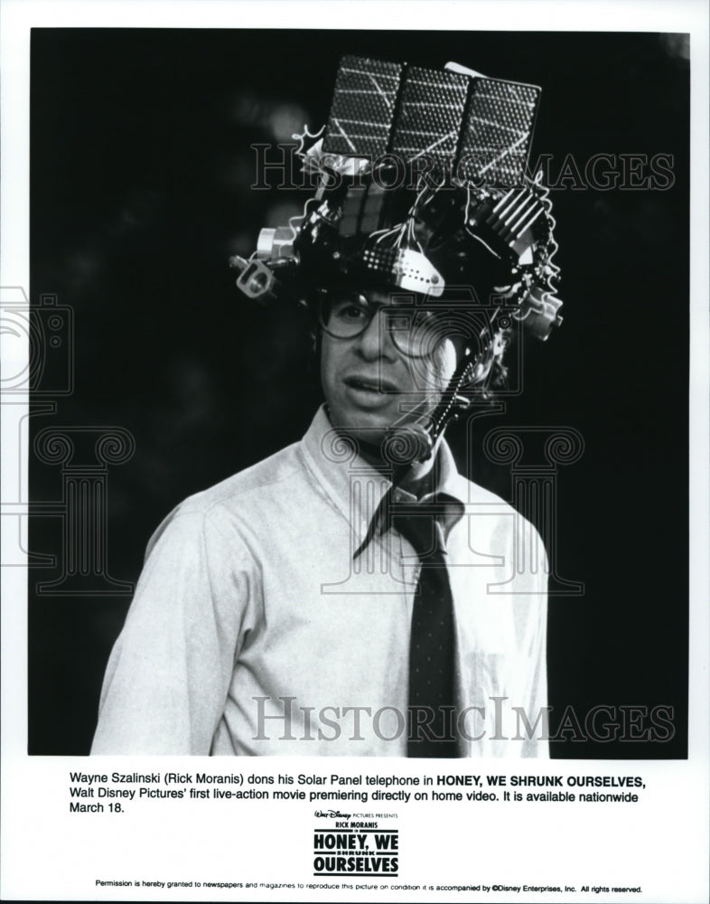 Undated Press Photo Rick Moranis as Wayne Szalinski in Honey We Shrunk Ourselves- Historic Images