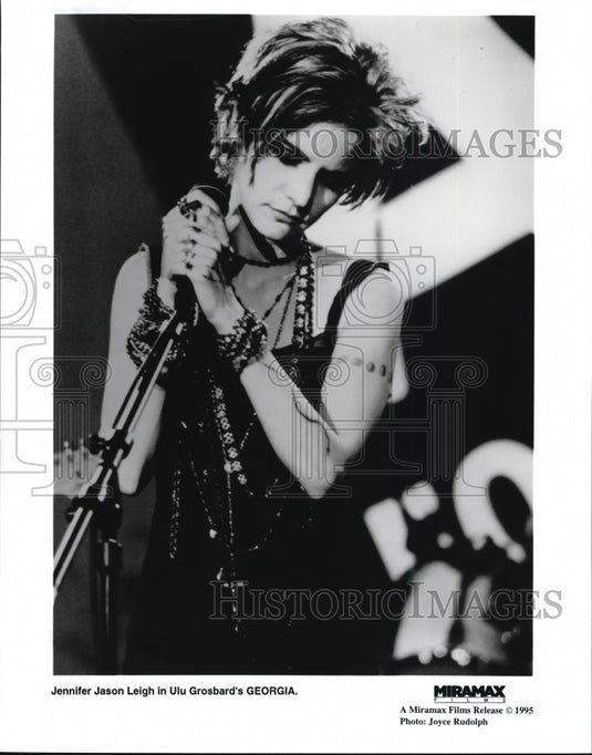 1995 Press Photo Jennifer Jason Leigh in "Georgia" - cvp43355- Historic Images