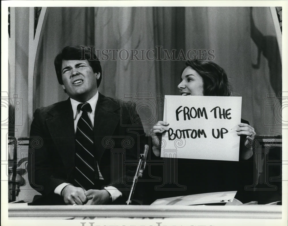 Press Photo Game show contestants on The Newlyweds - cvp43806- Historic Images