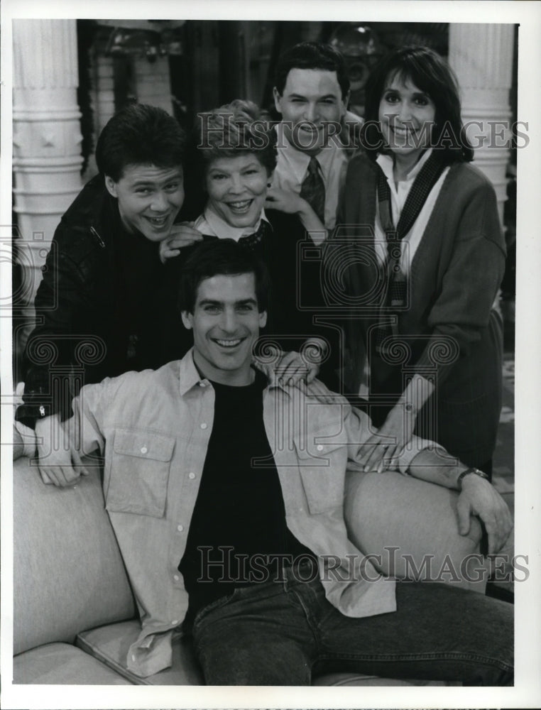 1987 Press Photo CBS&#39;s Everything&#39;s Relative starring Tony Nittoli, Anne Jackson- Historic Images