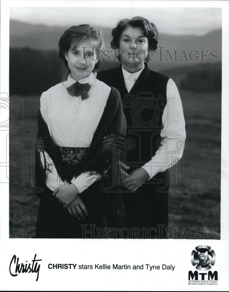 Undated Press Photo Kellie Martin and Tyne Daly in Christy - cvp44012- Historic Images