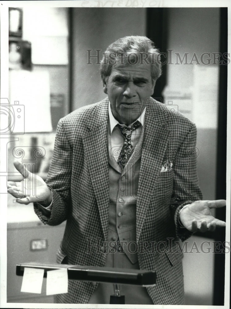 1989 Press Photo Alex Rocco stars on The Famous Teddy Z TV show - cvp44035- Historic Images