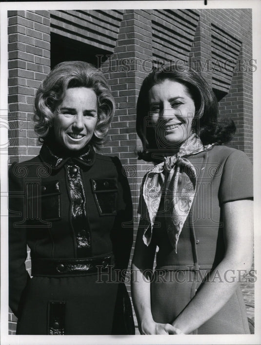 Press Photo Ethel Kennedy & Barbara Walters on Today- Historic Images