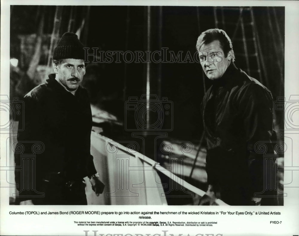 1981 Press Photo Topol and Roger Moore in For Your Eyes Only - cvp45159- Historic Images