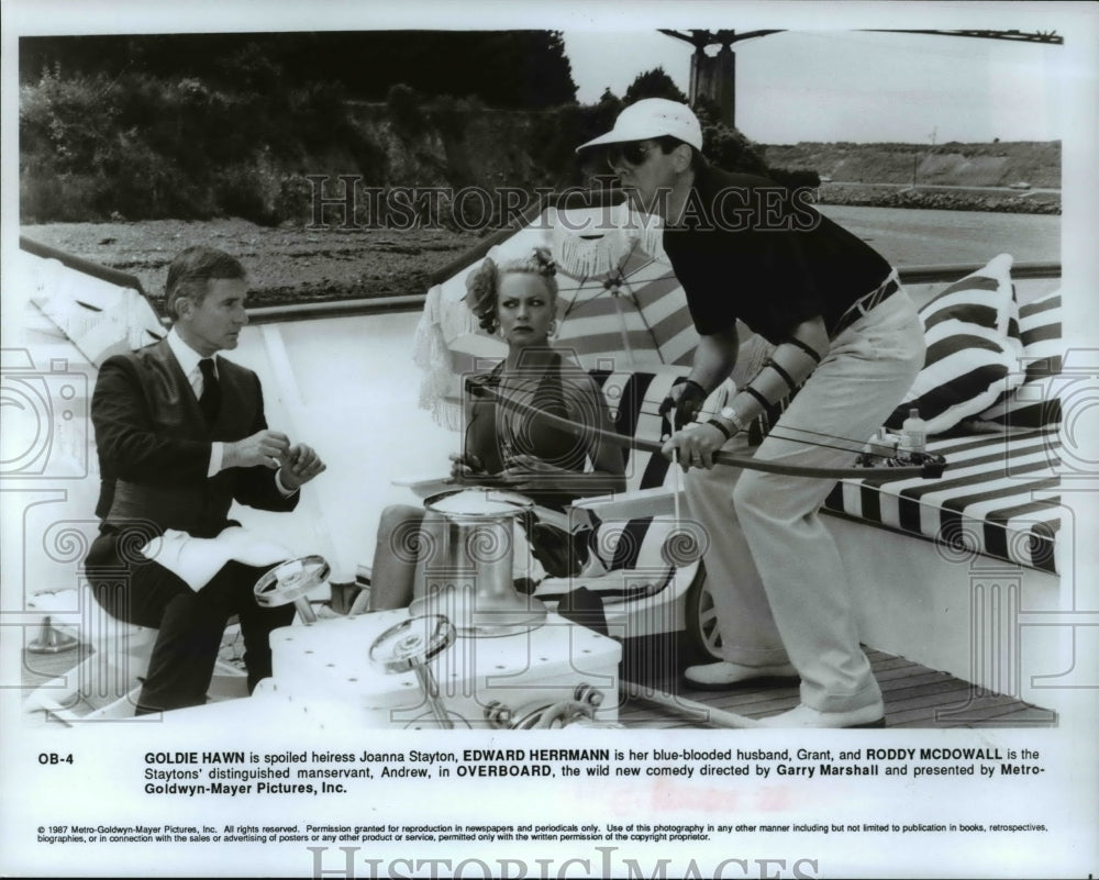 1987 Press Photo Goldie Hawn Edweard Herrmann Roddy McDowall in Overboard- Historic Images