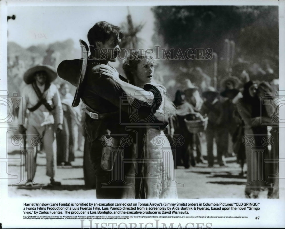 1989 Press Photo Jane Fonda and Jimmy Smits star in Old Gringo - cvp46112- Historic Images