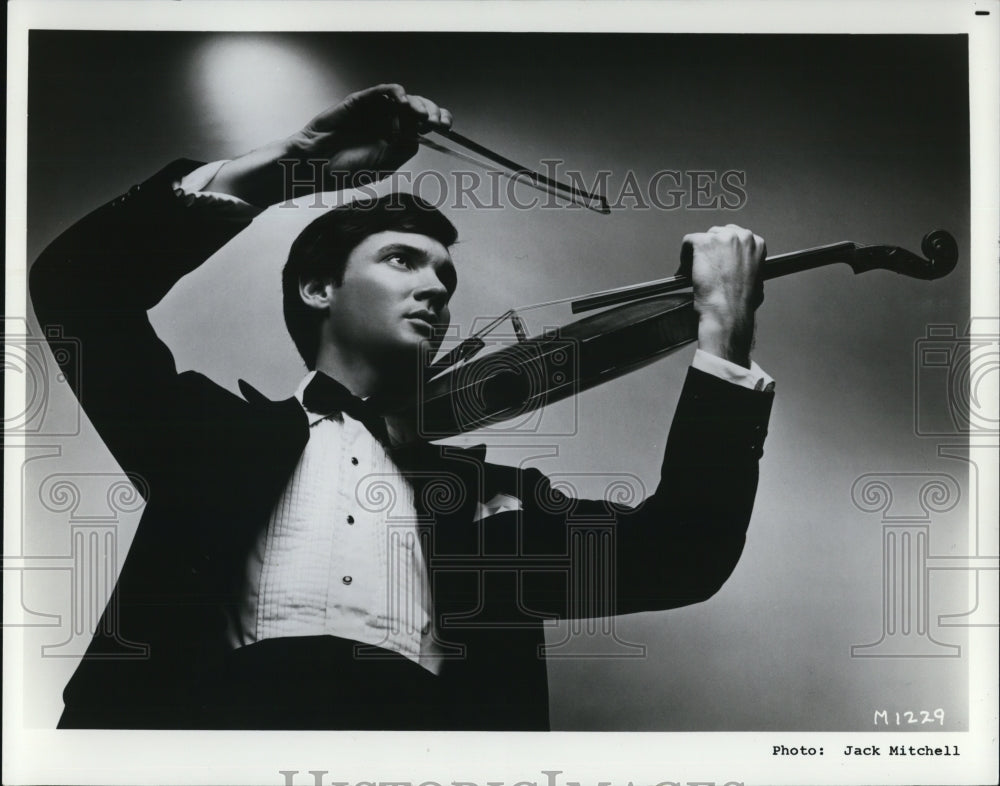 1986 Press Photo Paul Neubauer Violinist - cvp46412- Historic Images