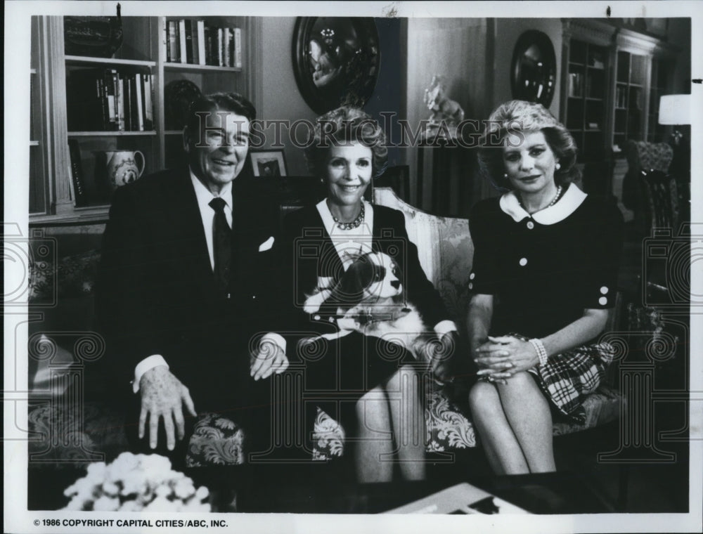 1986 Press Photo Ronald and Nancy Reagan "The Barbara Walters Special"- Historic Images
