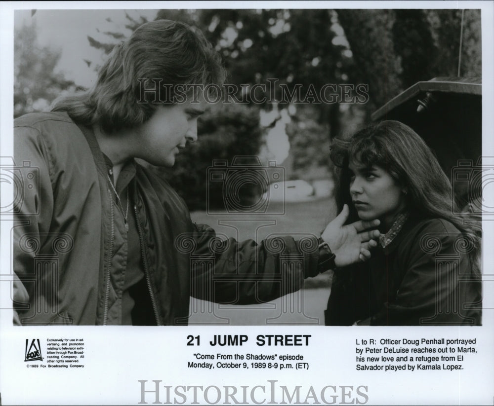 1989 Press Photo Peter DeLuise and Kamala Lopez star in 21 Jump Street- Historic Images