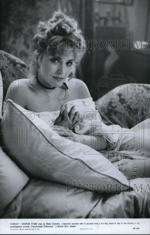 1984 Press Photo Sharon Stone as Blake Chandler in Irreconcilable Differences- Historic Images
