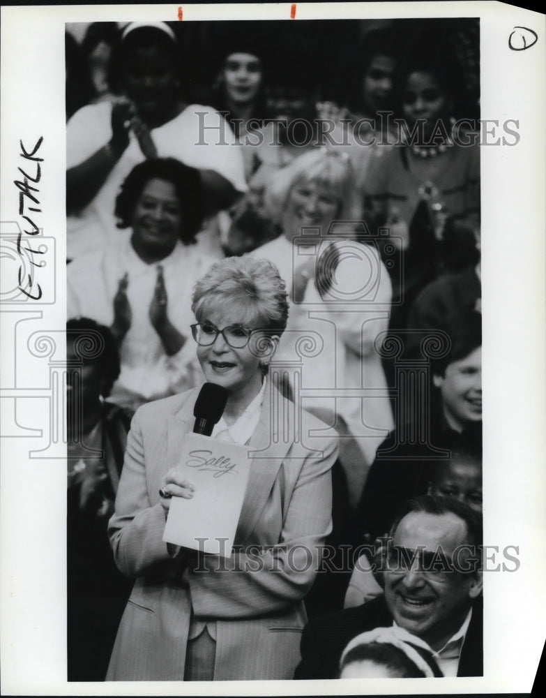 Undated Press Photo Sally Jesse Rapheal TV Host - cvp48618- Historic Images