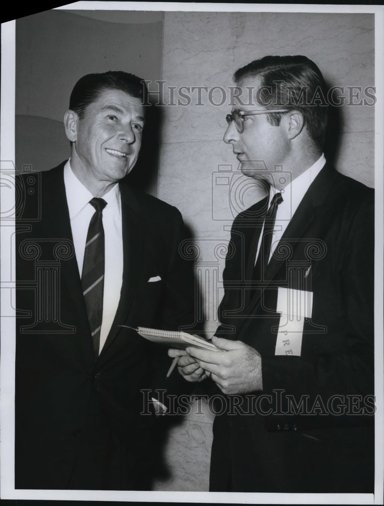 Undated Press Photo Tom Pettit and Candidate Ronald Reagan on Meet the Press- Historic Images