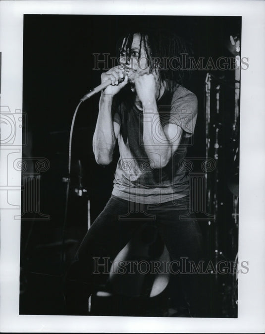 1982 Press Photo Willie Phoenix Columbus Ohio Singer - cvp49462- Historic Images