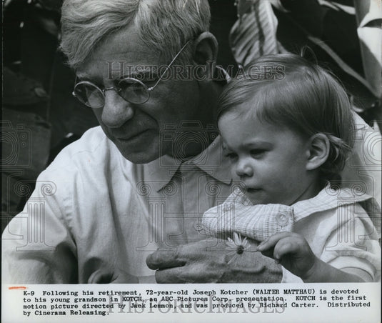 1971 Press Photo Walter Matthau in "Kotch" - cvp49643- Historic Images