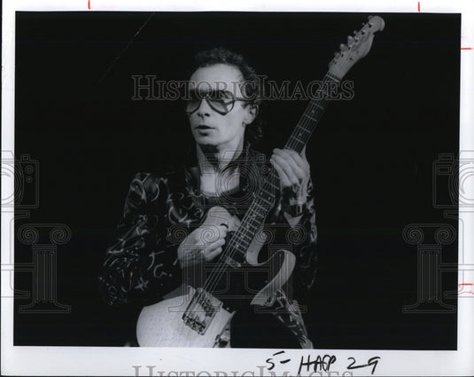 1985 Press Photo Singer Graham Parker - cvp49904- Historic Images