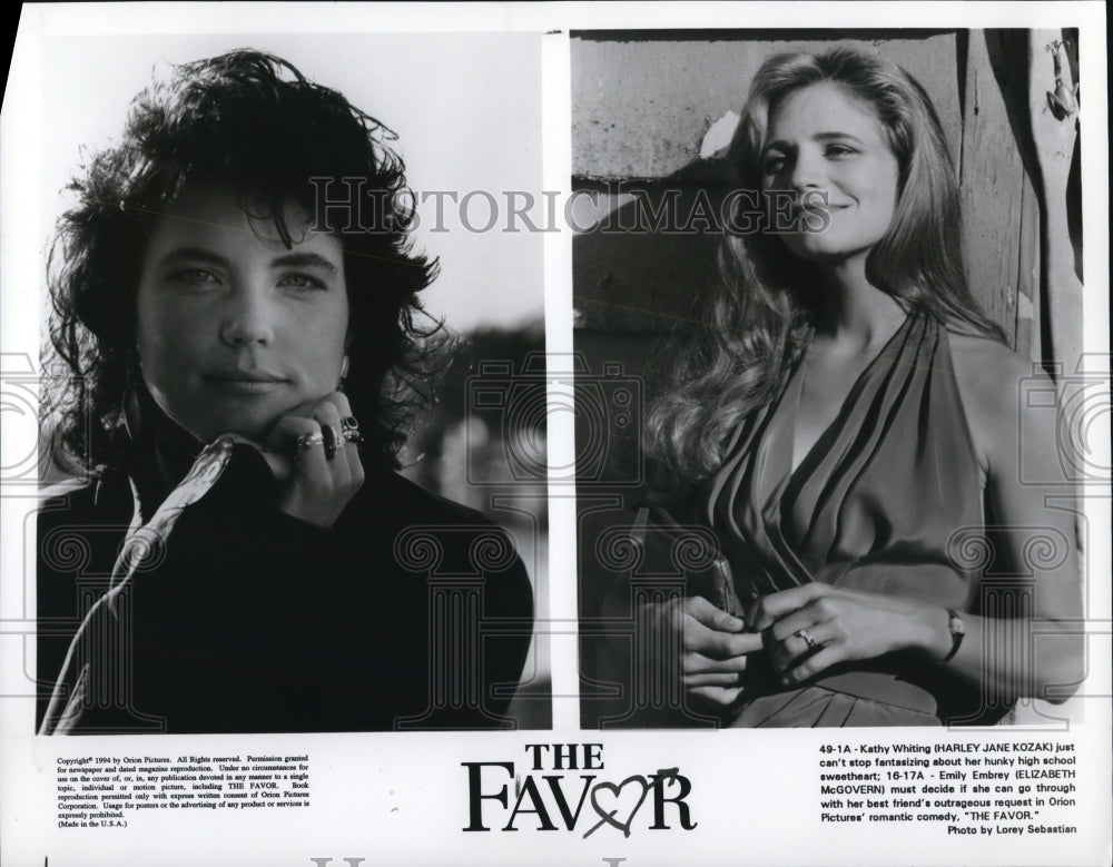 1994 Press Photo Harley Jane Kozak and Elizabeth McGovern "The Favor"- Historic Images