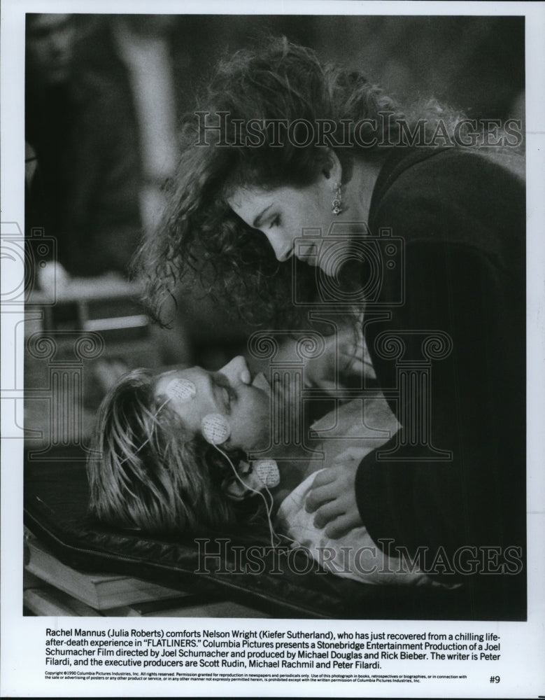 1990 Press Photo Julia Roberts &amp; Kiefer Sutherland in Flatliners - cvp50247- Historic Images