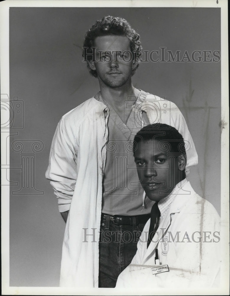 1982 Press Photo David Morse and Denzel Washington star in St. Elsewhere- Historic Images
