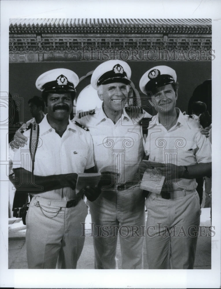 1983 Press Photo Ted Lange Gavin MacLeod and Fred Grandy on The Love Boat- Historic Images