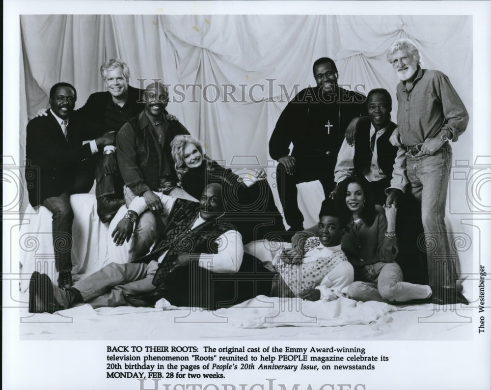 1994 Press Photo The original cast of Roots - cvp51460- Historic Images