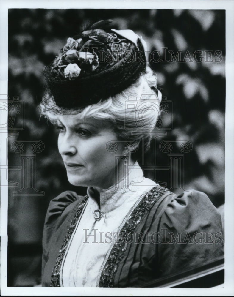 Undated Press Photo Hannah Gordon stars as Edith in Day After the Fair- Historic Images