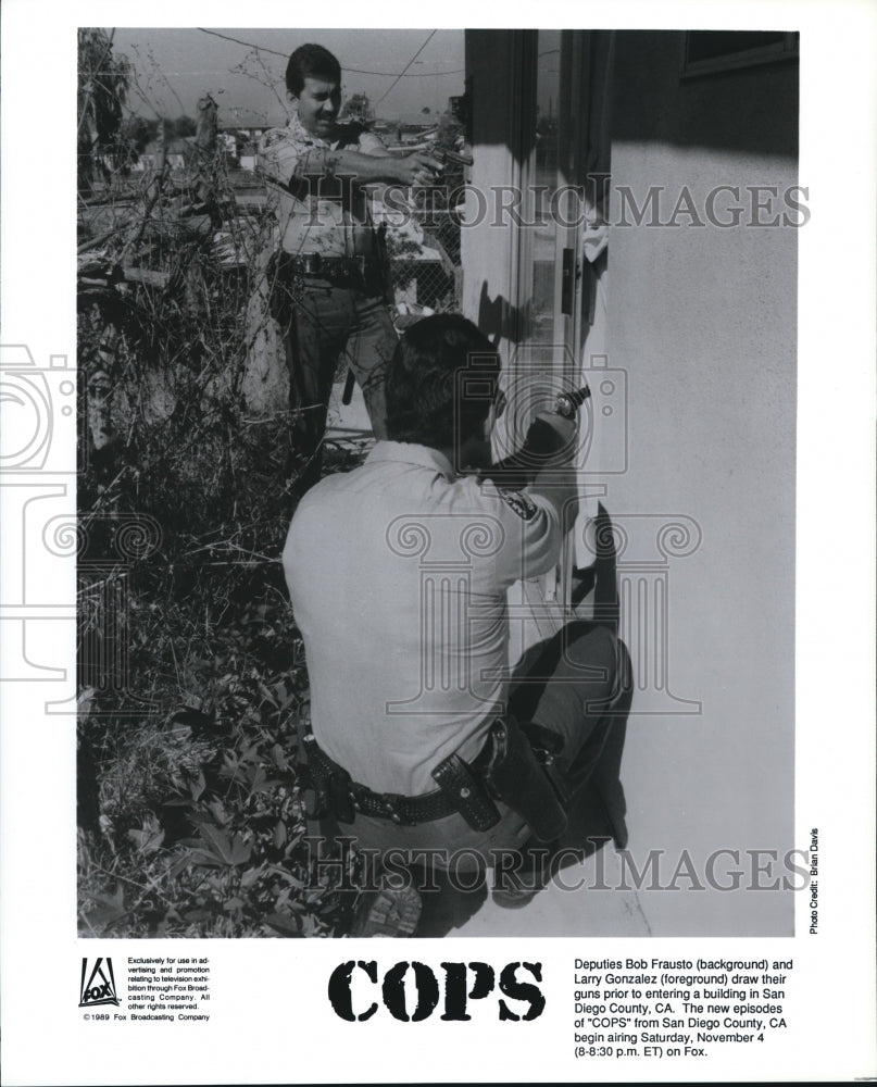 1989 Press Photo Deputies Bob Frausto and Larry Gonzales San Diego Police COPS- Historic Images