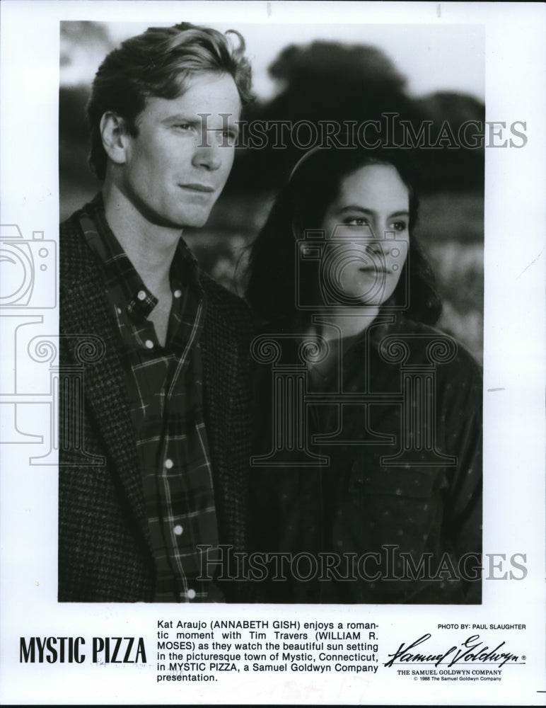 1989 Press Photo Annabeth Gish, William R moses in Mystic Pizza - cvp52265- Historic Images