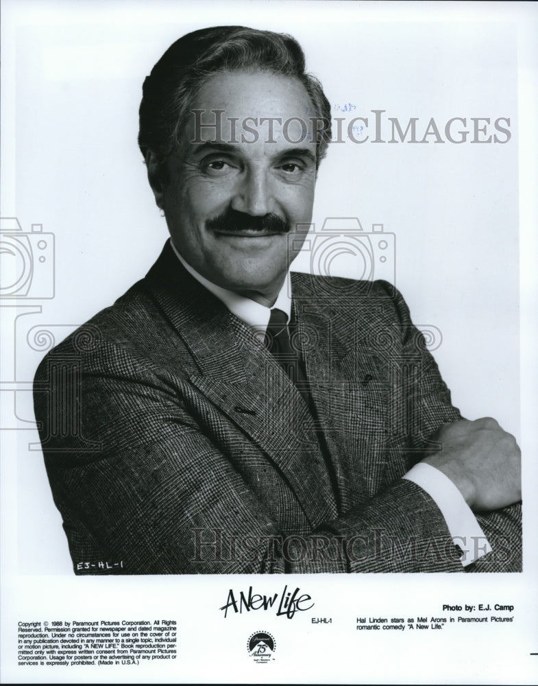 1988 Press Photo Hal Linden stars as Mel Arons in A New Life - cvp52398- Historic Images