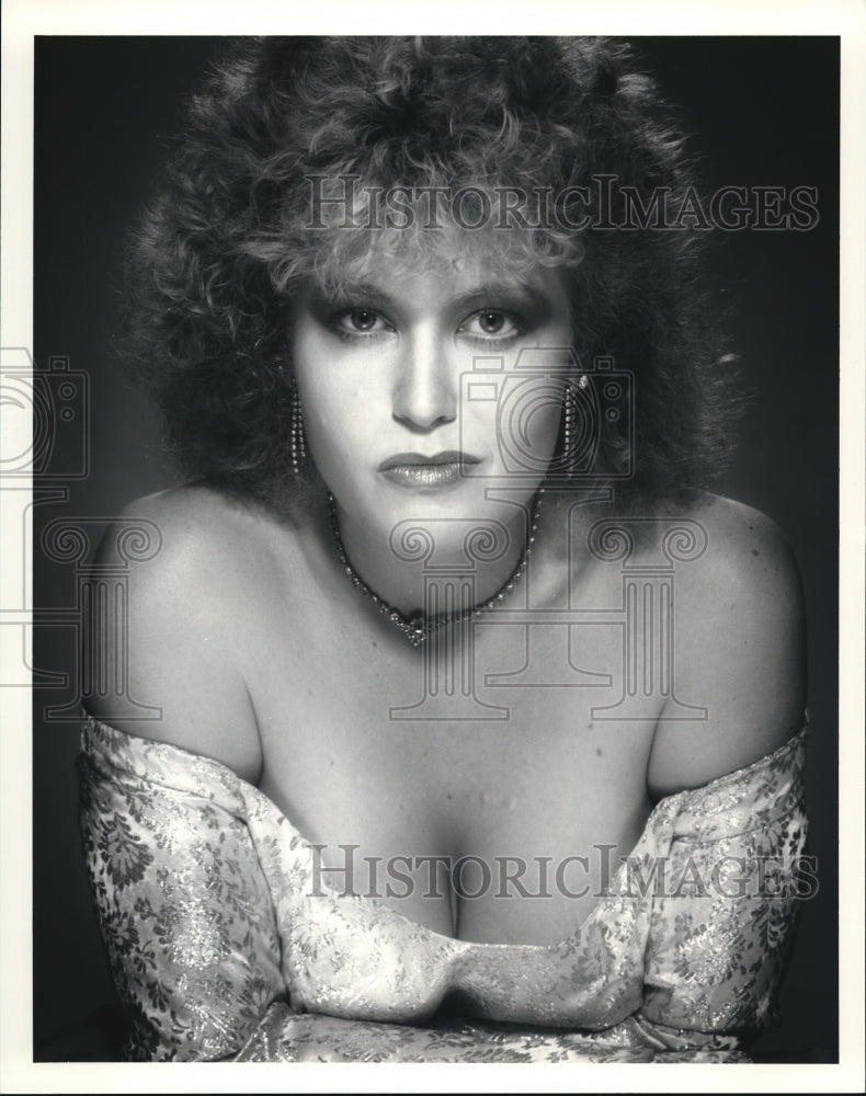 Press Photo Lisa Lewis in The Story of My Life - cvp53069- Historic Images