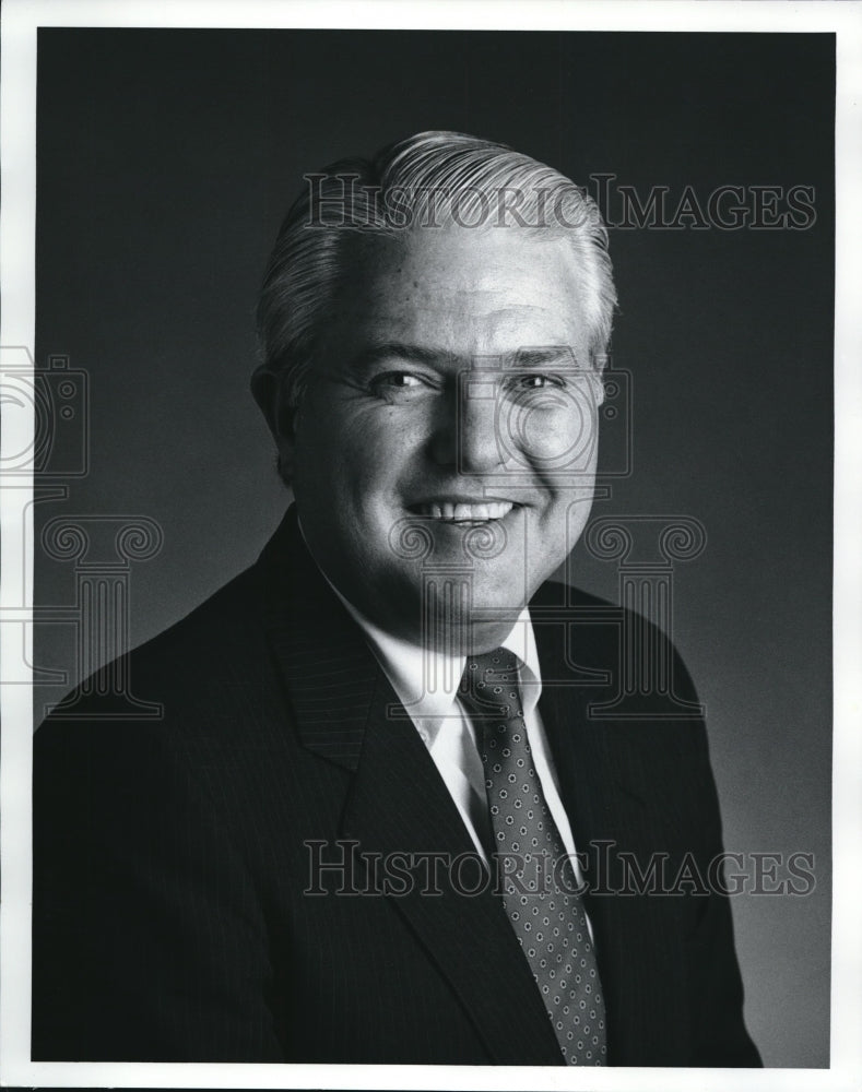 1988 Press Photo Benjamin W. Krieger Chief Executive Officer RIS paper co.- Historic Images