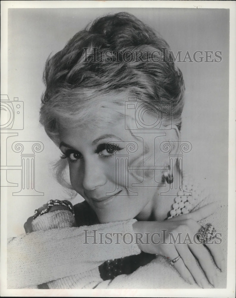 Press Photo Rona Barrett - cvp53749- Historic Images