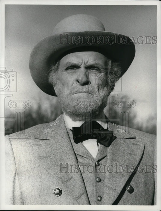 1984 Press Photo Robert Symonds in The Blue and The Gray- Historic Images