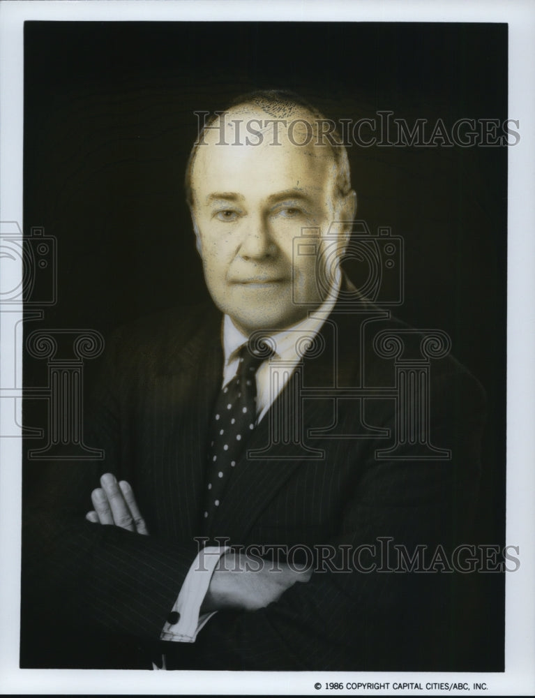 1986 Press Photo Sander Vanocur anchor on Business World on ABC News - cvp53889- Historic Images