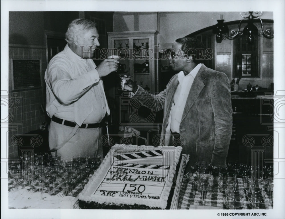 1985 Press Photo George Kennedy Robert Guillaume In Benson - cvp54340- Historic Images